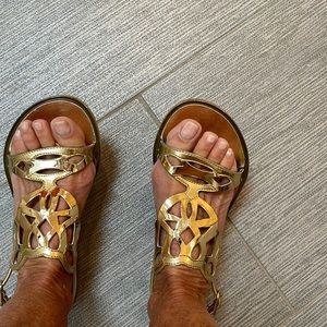 Stuart Weitzman Gorgeous sandals many compliments size 6 mint condition